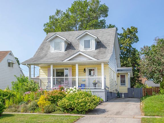 2nd image of 100 Admiral Rd