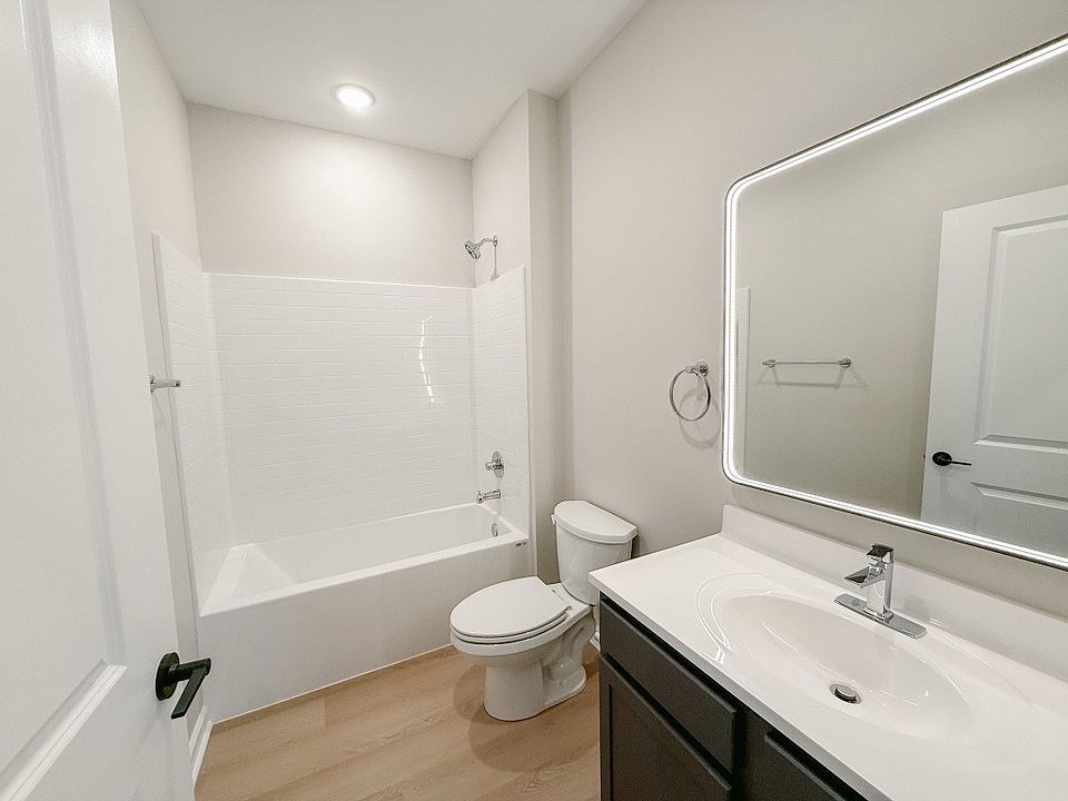 The Heritage- Hallway Bathroom