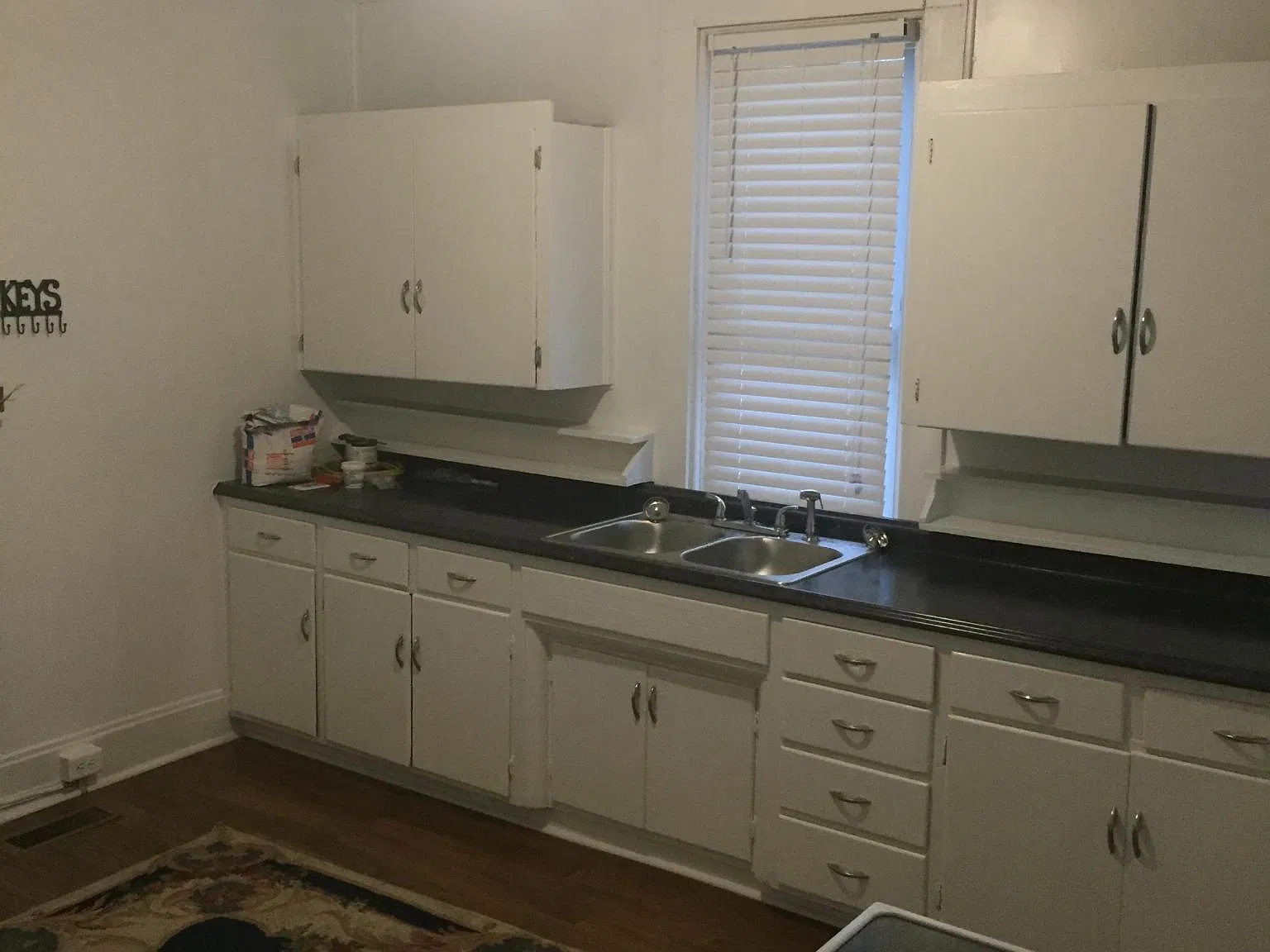 907 Blue Ave — Photo 4