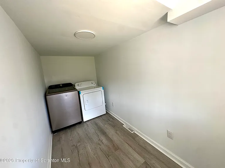 159 Reynolds St — Photo 8