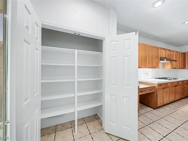 2367 Thayer Ave #0 — Photo 15