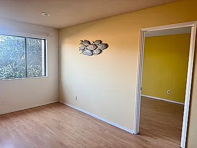 4th image of 714 E Acacia Ave #312