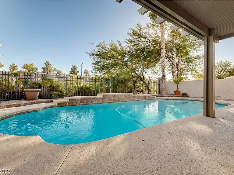 1693 Ravanusa Dr — Photo 55