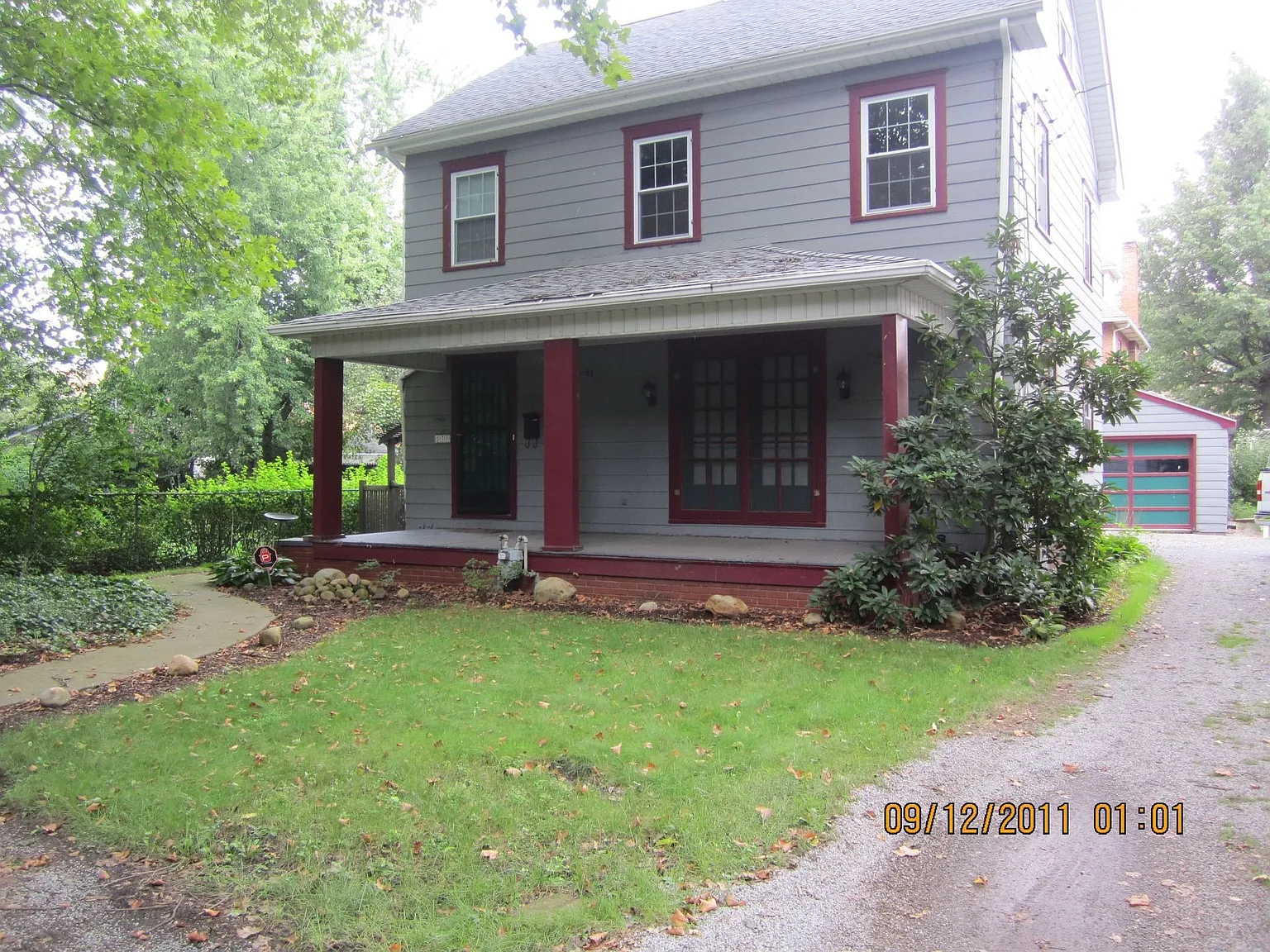 539 10th Ave photo 1