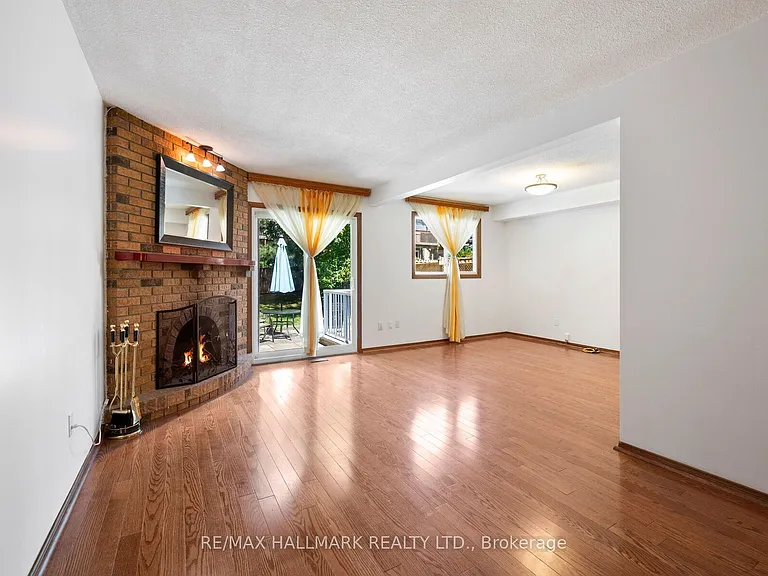 154 Robert Hicks Dr — Photo 8