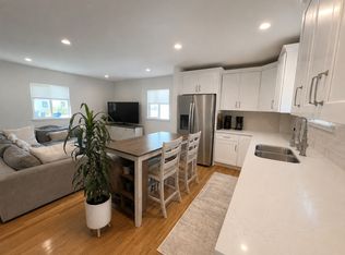 2703 185th St #B, Redondo Beach, CA 90278