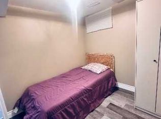 30 Marowyne Dr ROOM 2, Toronto, ON M2J2A4