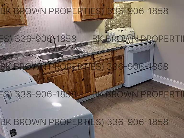517 W Ward Ave #A — Photo 5