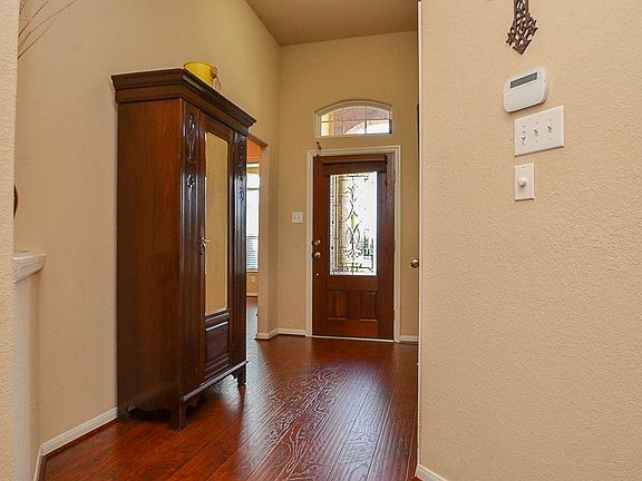 2nd image of 9502 Herons Grove Ln
