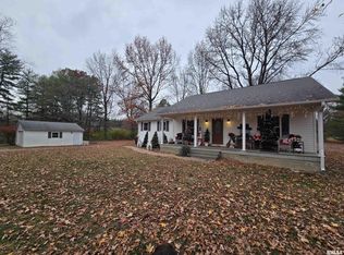 11882 E Goshen Meadows Rd, Mount Vernon, IL 62864