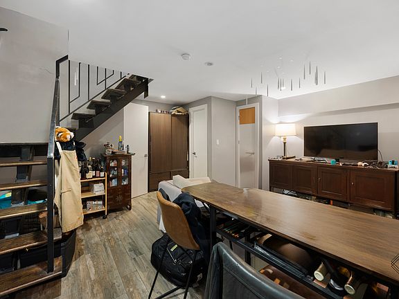 5th image of 42 Palmetto St APT 1F