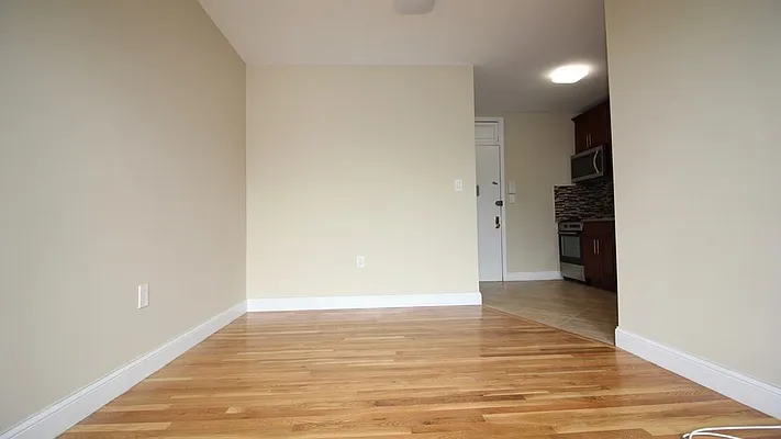 Rented by Nooklyn NYC LLC | media 37