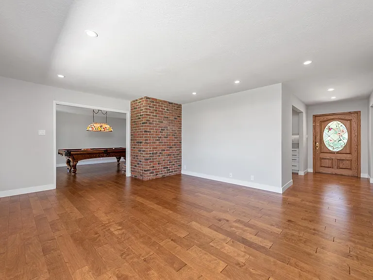 121 Cima Way — Photo 5