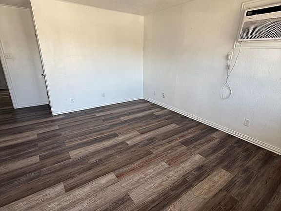 2nd image of 405 N 22nd St #8