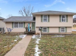 1141 Ironmoulders St, Leavenworth, KS 66048