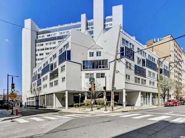 2301 Cherry St APT 10B, Philadelphia, PA 19103