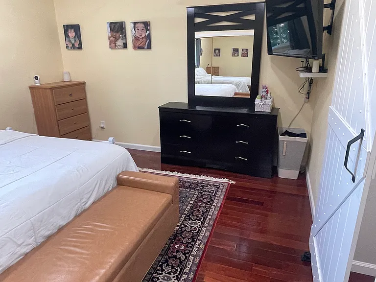 9425 Village Tree Dr — Photo 35