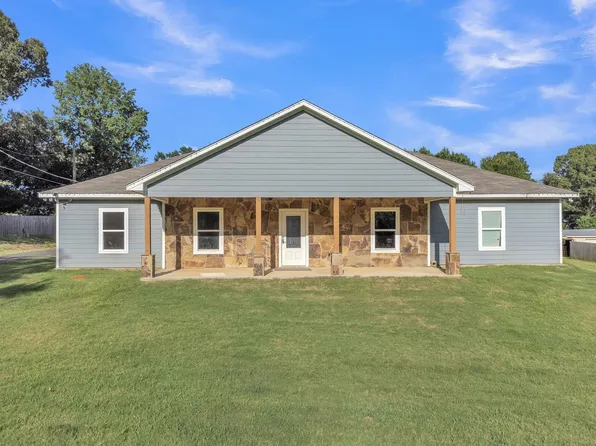 2554 Mayes Ln, Longview, TX 75605