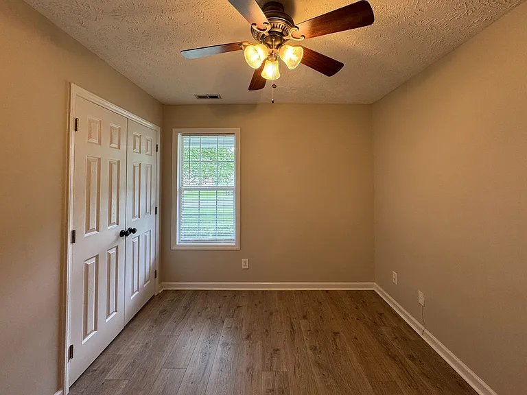 572 Woodwind Dr — Photo 14