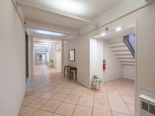 360 West 21st Street image 18 of 21