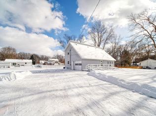 3357 Robinson Rd, Jackson, MI 49203