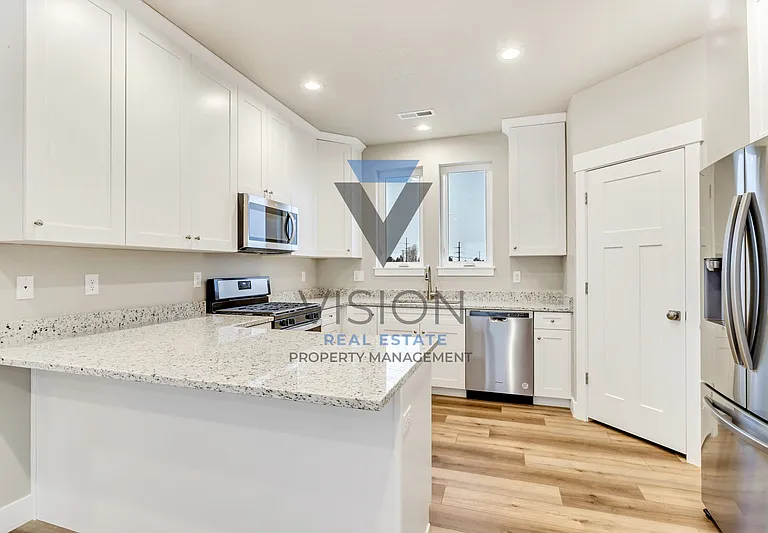 1098 S High Ridge Rd — Photo 10