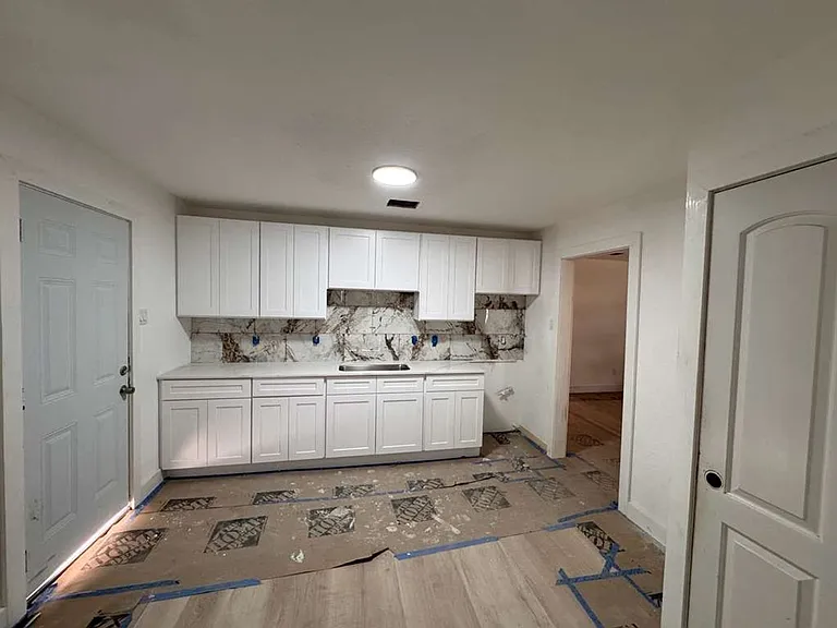1405 Northview Dr — Photo 4