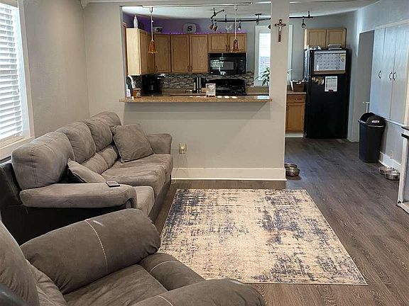 5th image of 4611 Floyd Blvd