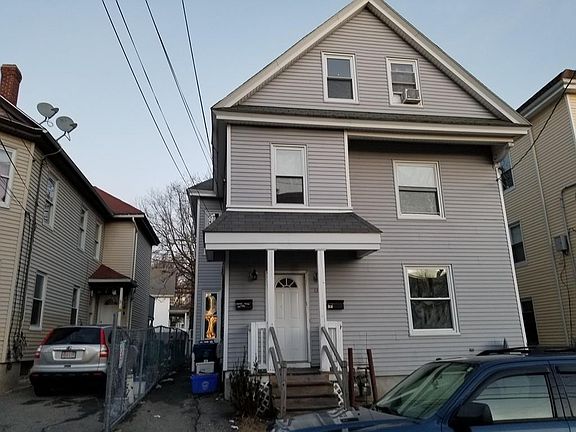 2nd image of 137 Saratoga St