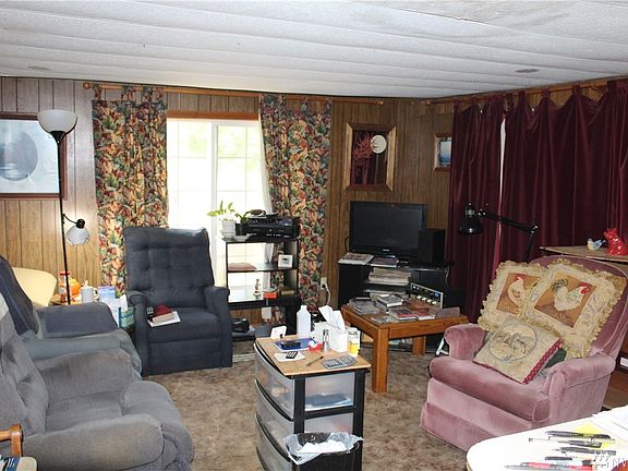 5th image of 21 N Brook Ln