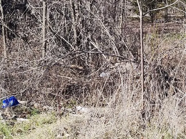 37 Oakdale Ct, Linn Valley, KS 66040