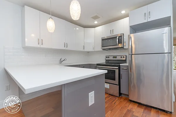 Rented by MySpaceNYC | media 12