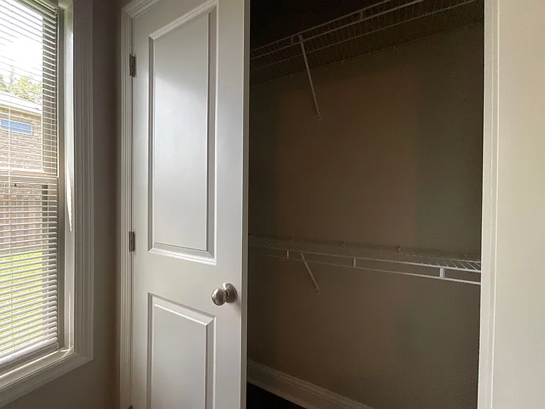 819 Ellis St — Photo 16