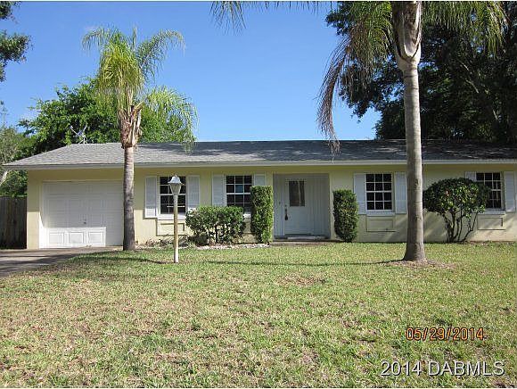 1st image of 64 Broadmoor Cir