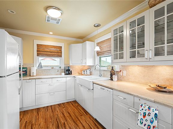 5th image of 1419 S Magnolia St