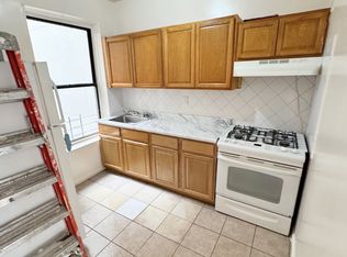 26-19 3rd St #1, Astoria, NY 11102