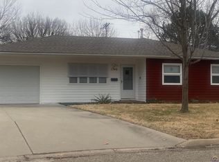 1740 SW Fairmont Rd, Topeka, KS 66604