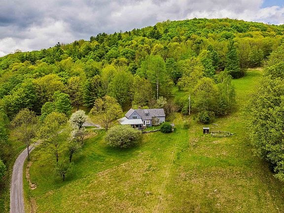 3rd image of 39 Whitcomb Hill Road