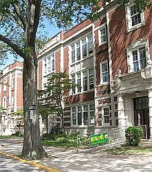 16 Roosevelt Ave #1 — Photo 26