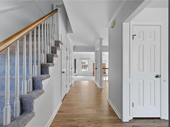 5317 Brookstone Ln, Virginia Beach, VA 23455