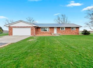 868 County Road 3000 N, Dewey, IL