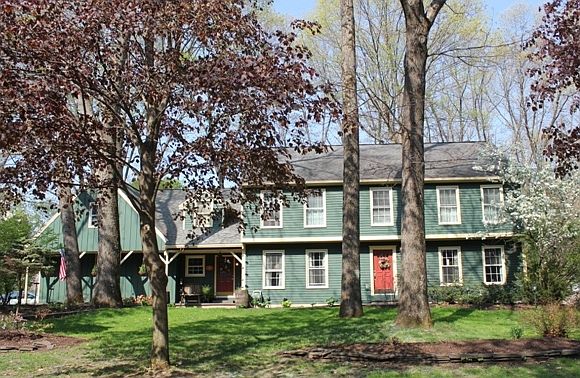1st image of 25 Wedgewood Dr