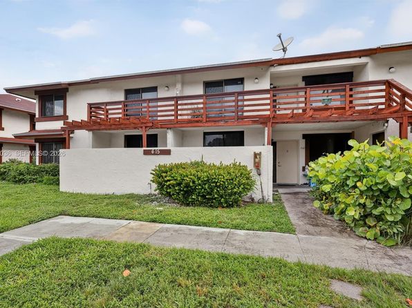 615 NW 210th St APT 201-25