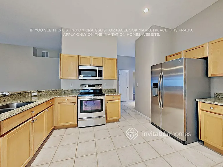 2628 Brookville Dr — Photo 9