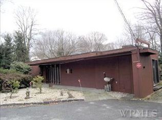 1 Laurel Hill Dr, Pleasantville, NY 10570