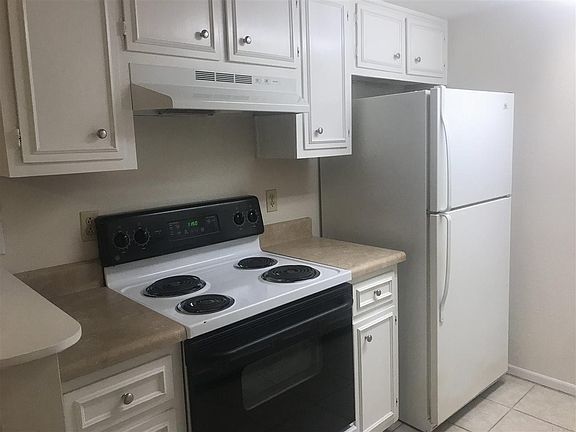4th image of 9491 Sunnehanna Blvd