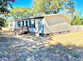111 Erwin St, Starr, SC 29684