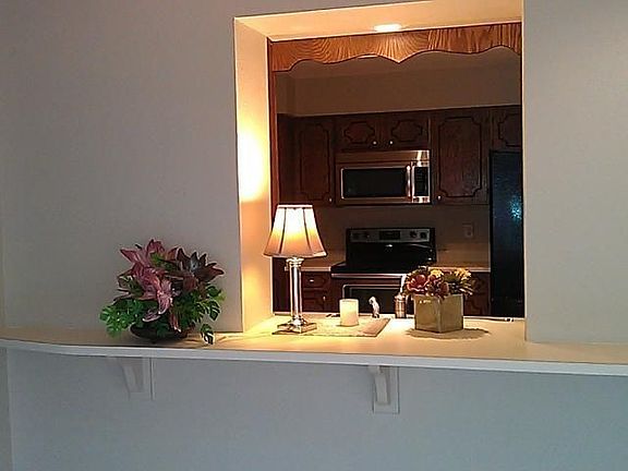 5th image of 8042 E Lindner Ave