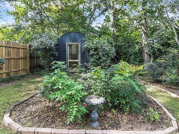 5th image of 4601 Fox Hollow Cir