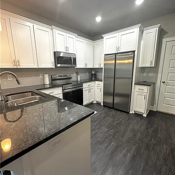 2164 Million Ln — Photo 3